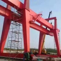 張家港雙梁門(mén)式起重機(jī)施工案例
