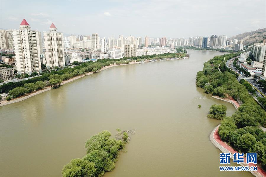 (社會(huì))(1)黃河蘭州段20公里健身步道循環(huán)圈即將建成投用