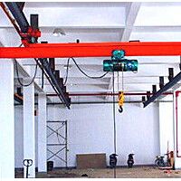 河南礦山起重機(jī)廠家直銷，MH門式抓斗起重機(jī)低價。