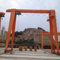 廣東汕頭廠家直銷單梁門(mén)式起重機(jī)