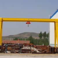 上海起重機(jī)-門(mén)式起重機(jī)