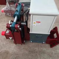 揚州起重機夾軌器，電器箱現(xiàn)貨